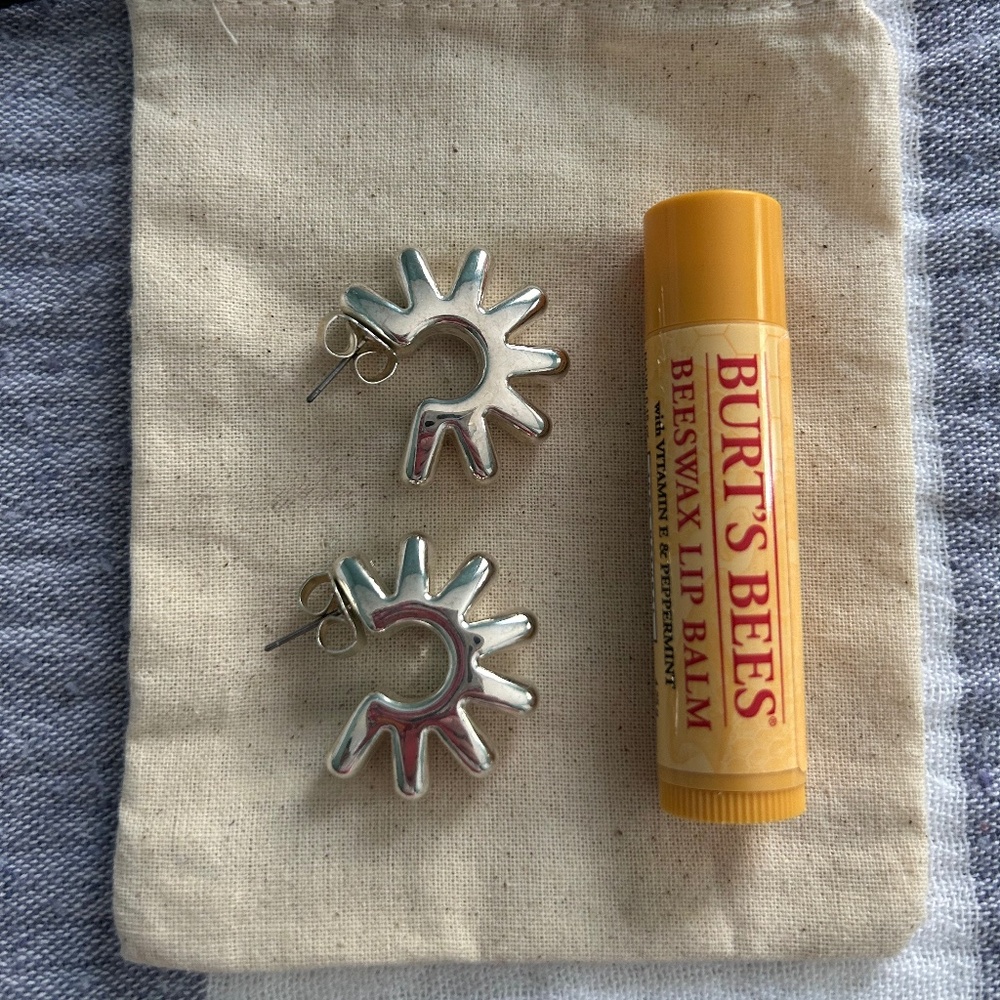 Brinker + Eliza Gear Hoops— Shiny Silver